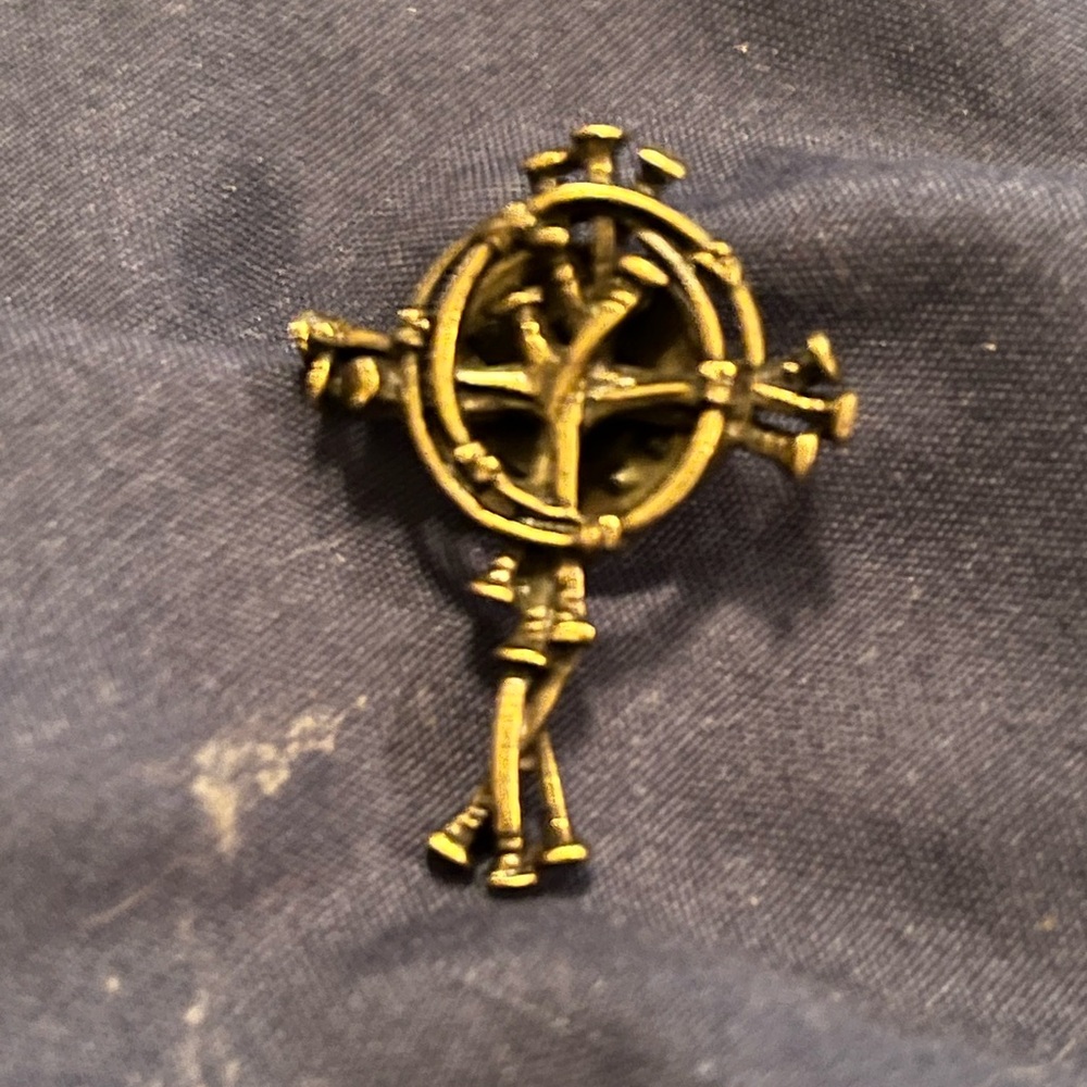 Vintage Gold-Tone Brooch